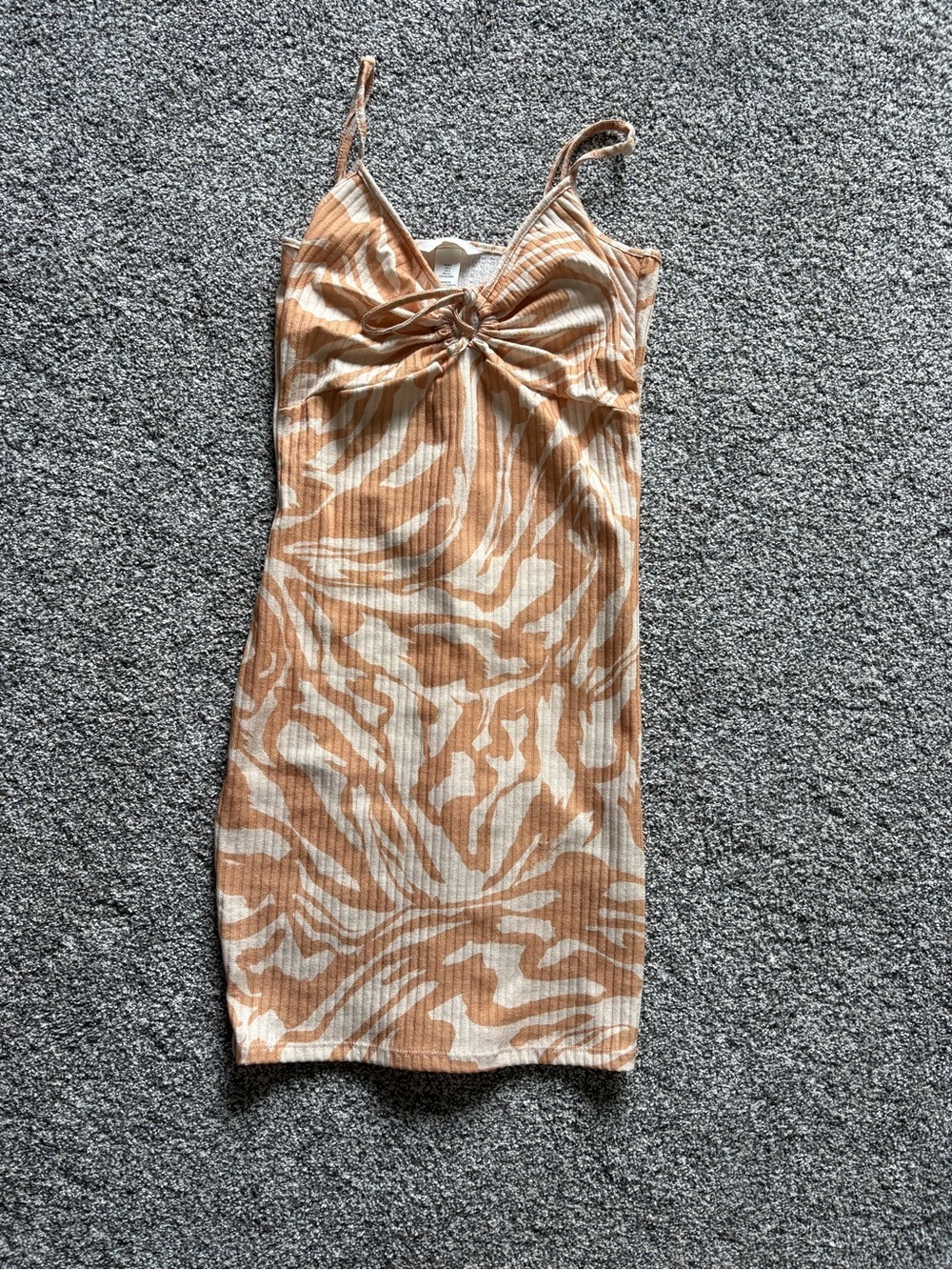 H&M Beige & White Zebra Print Slip Dress - Picture 2 of 4